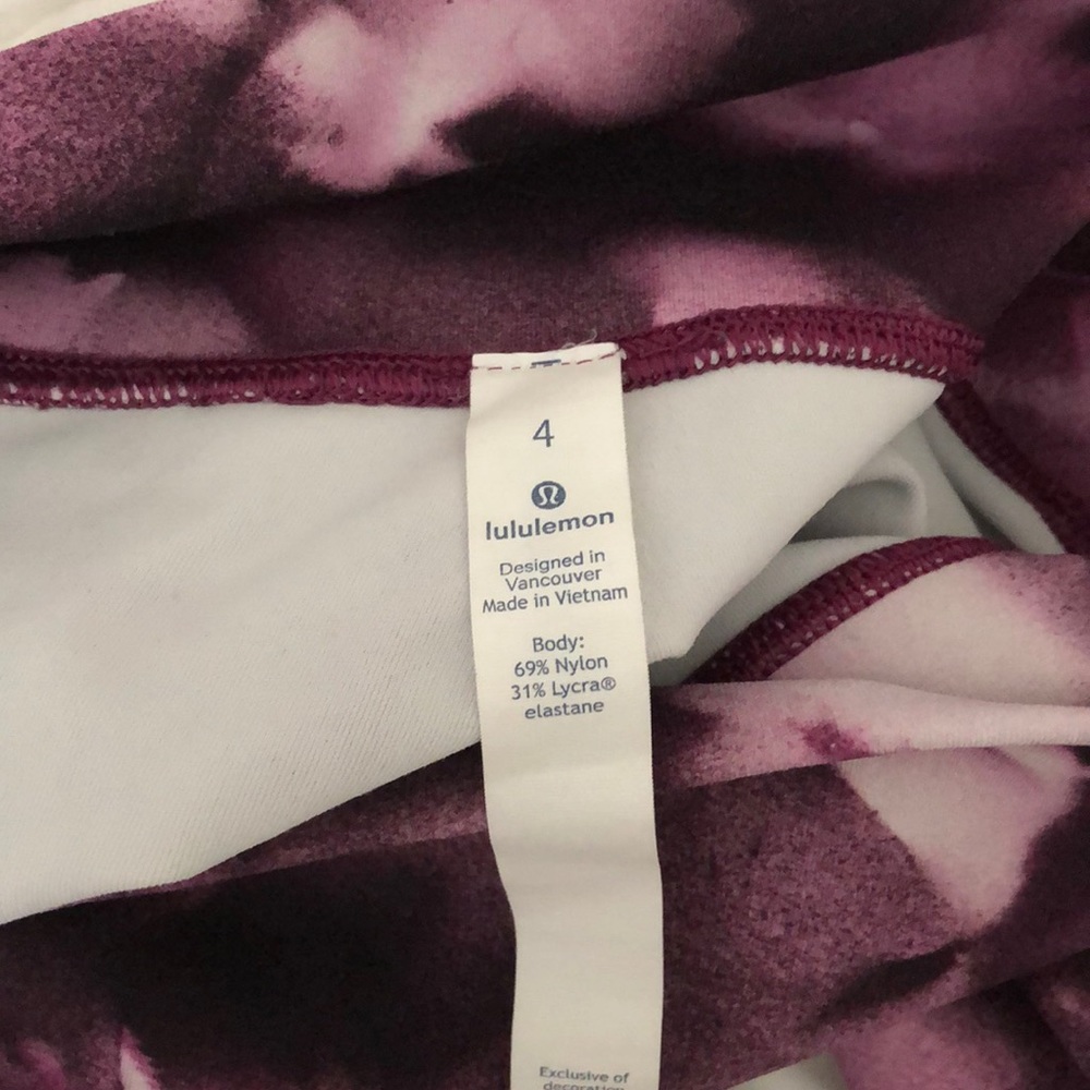 Lululemon bundle 💕💕 - Picture 5 of 7